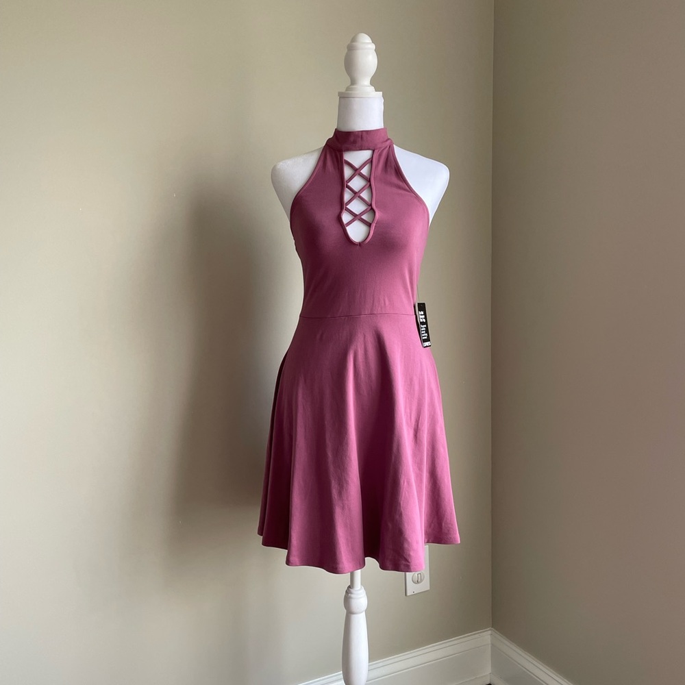 Express Pink Halter Skater Knit Sleeveless Women’s Casual Mini Dress